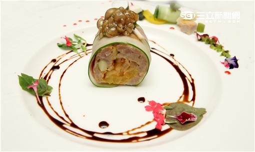 「彰化好畜多行銷嘉年華」力挺彰化健康豬肉。（記者邱榮吉/攝影）