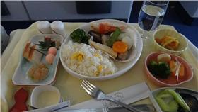 華航商務艙飛機餐-準建築人手札網站 Forgemind ArchiMedia-https://www.flickr.com/photos/eager/13980730830/