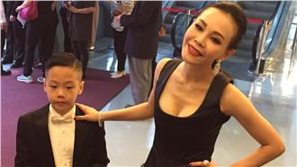 星光／彭佳慧穿低胸禮服化身超級辣媽