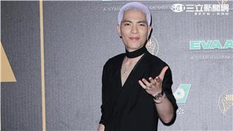 蕭敬騰頂紫色髮　預告下次要染彩虹色