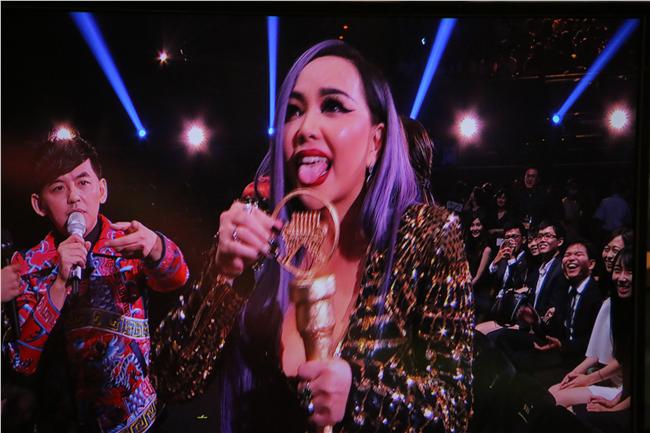 蔡依林手作金曲翻糖獎　讓歌后全拿獎