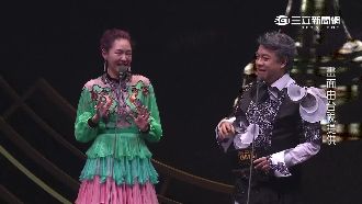 阿妹、蔡依林露胸露腿　小S：過時了