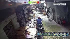 W防火巷摔車1200