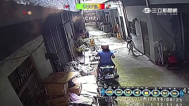 麵店佔防火巷洗碗　騎士控地滑害慘摔