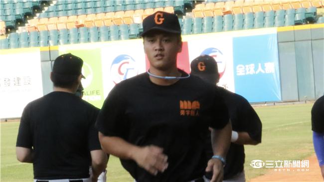 當選選秀狀元　蘇智傑雀躍怒吼