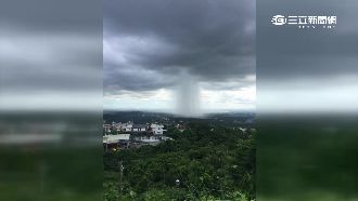影／奇景！屏東「天空破洞」狂降雨