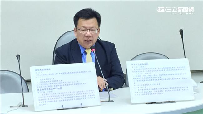 自行放寬管制年限　胡志強赴中8次