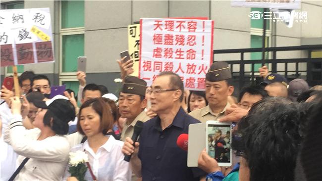 動保批軍營棄犬　國軍喊冤：按程序走