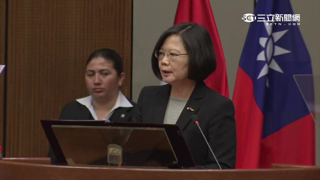 民眾不滿這兩件事　小英民調降12%