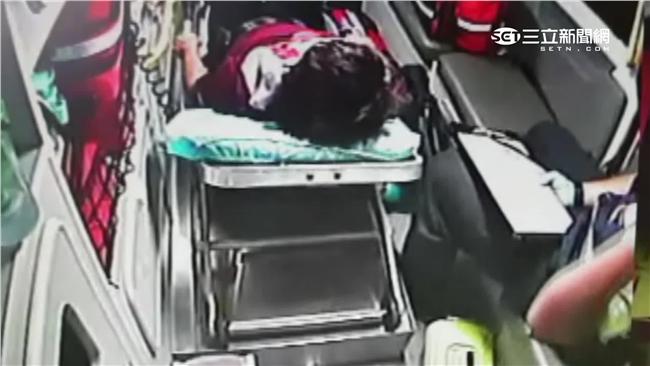 男大生抽筋叫救護車　笑鬧急診要健檢
