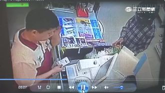 撿信用卡盜刷！通緝犯的苦肉計超扯