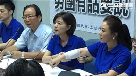 王育敏,李彥秀／陳彥宇攝