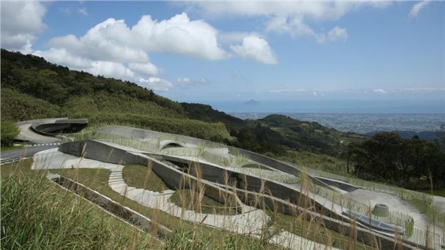 田中央與黃聲遠  20年的蘭陽巡禮