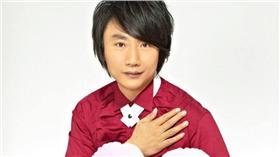 秦偉,性侵,男星
圖／翻攝自秦偉臉書