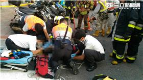 北市工人疑遭電擊 搶救中／翻攝畫面