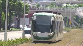 輕軌竟沒電1200