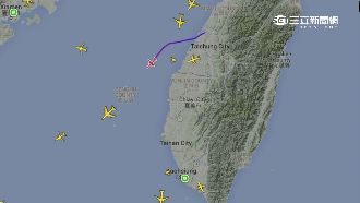 雄三險波及民航機？專家：距離差很大