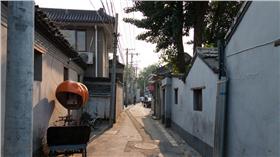 北京胡同(圖／攝影者Nikolaj Potanin, flickr CC License)
https://www.flickr.com/photos/ahenobarbus/7887334628/