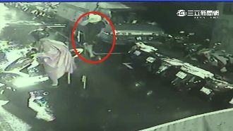 嫌犯持剪刀搶劫　竟下跪認錯求脫罪