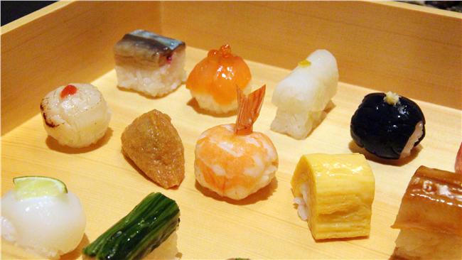 京都／學藝妓吃一口迷你壽司