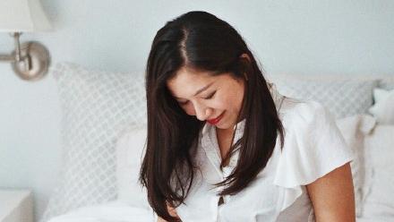 侯湘婷曬新全家福照　預告二胎快生了
