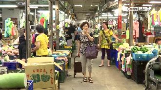 強颱欲來菜價蠢動　8顆蒜飆破50元