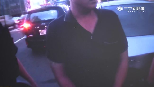 女用包太軟露出槍形　男辯稱是朋友的