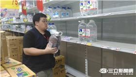 就怕颱風天沒水喝！搶水人潮爆增3到5倍