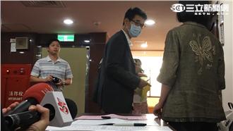 冤家互閃？劉建國簽到林淑芬不見蹤影