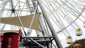 美麗華：煞車輪已解開，讓摩天輪隨著風勢運轉