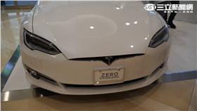 Tesla 特斯拉　快閃店　新光三越信義新天地