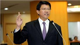 謝龍介,防颱,閩南話,台語,議員,尼伯特,颱風 圖／翻攝自謝龍介臉書