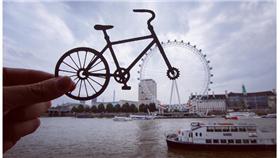 照片,創意,有趣,景點,大笨鐘,自由女神,剪紙,建築物,旅遊(IG https://www.instagram.com/paperboyo/?hl=zh-tw)