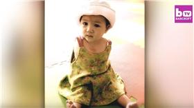 無臂女童（圖／翻攝自YouTube Barcroft TV）