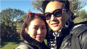 袁詠儀和張智霖
圖／翻攝自袁詠儀微博