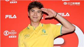 謝佳見擔任運動服飾一日店長，親密獻身會佳人，粉絲力拼爭奪謝太太寶座。（記者邱榮吉/攝影）