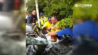 婦人自撞國道護欄　嚇得兒子說不出話