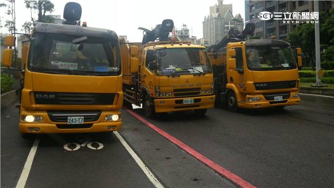 陳菊捐一個月所得　派人力機具助台東