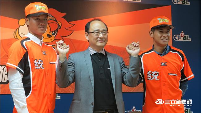 統一補進內野雙帥　領隊：行銷規劃中