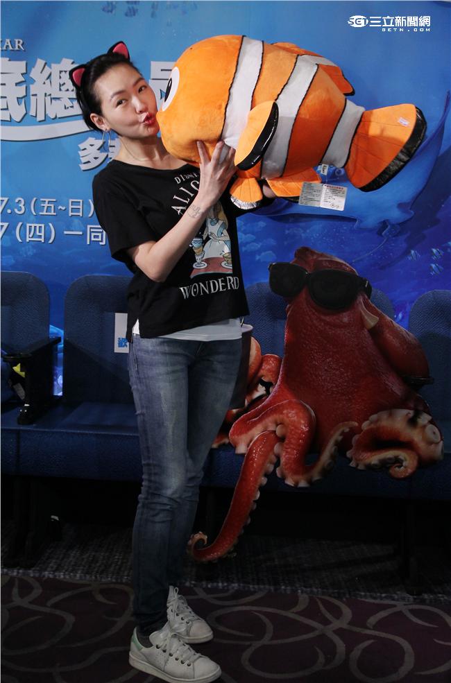 徐熙娣 (小S)出席電影「海底總動員2多莉去哪兒」慈善特映活動。（記者邱榮吉/攝影）

