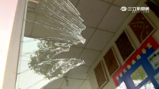 疑不開心想發洩　男踹警局嗆要吃牢飯