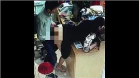 恥度無上限，強國男女服飾店上演活春宮　（圖片翻攝網路）http://8023fuli.blog.fc2blog.us/blog-date-201605.html