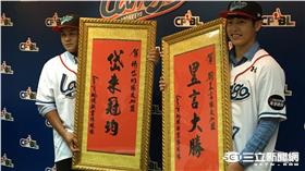  楊岱鈞 劉昱言 加盟（陳怡汝攝）