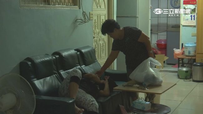 騎士毆弱女　阿嬤怒斥男人不該打女人