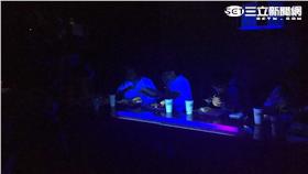 FRIDAYS漢堡日，推出「暗黑漢堡趴」。（圖／TGI FRIDAYS提供）