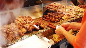 炭烤,肉串(https://www.flickr.com/photos/yeungheilam/2208319485/in/photolist-4n9drT-dtjp5f-mf2JpZ-a8nBp7-kHVWGL-6Aa9c5-5ZVvyw-ffeJ7e-51DtqL-ECEoB-5Dvuse-9kbGUb-5m7bf7-4x9axE-7TBfvV-jKh1qv-APPWi-4H2J82-mhBqH-dTbKDL-8ZJFfd-pvPJiG-hhBnXD-bvyMaS-fpY2sW-bKT5sM-9QCXbu-9Jh63f-7aANab-6hqKqF-puyWe-8mjjq6-snt8wG-avVuGM-9L8ovF-i9uD4U-3Vfvji-7MqKq2-87P1He-7PAB1m-MGMS6-8ja5u-5hD1hA-6THuqt-6U7inQ-6Aa8W3-5sPz9t-twBJMr-87SdAd-daZ4Kj)