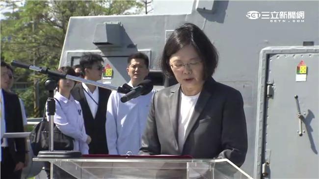 近7成民眾認為　蔡英文應該登太平島