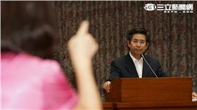 柯志恩質詢潘文忠