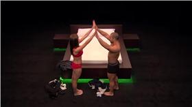 英國實境秀《脫衣》（圖／翻攝自YouTube）