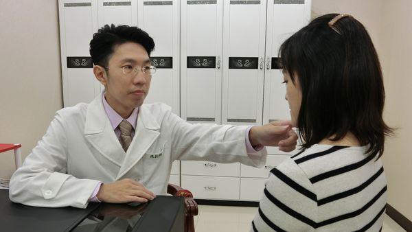 敏感膚質擦低敏產品也沒效？